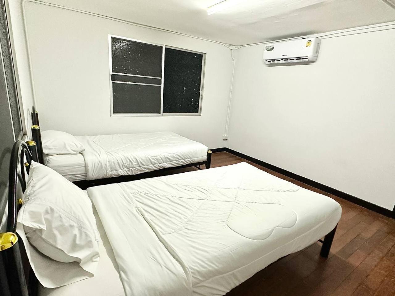 Adora Hostel Chiang Mai Zewnętrze zdjęcie